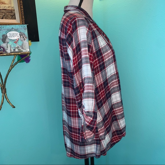 Bobeau women’s top. Gently used - Picture 4 of 8